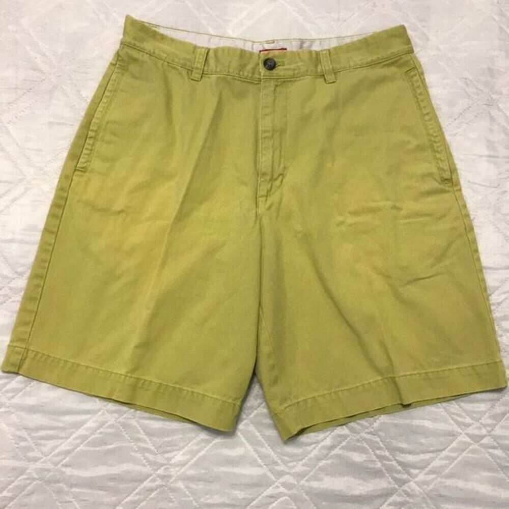 Izod pistachio green flat front shorts size‎ 33